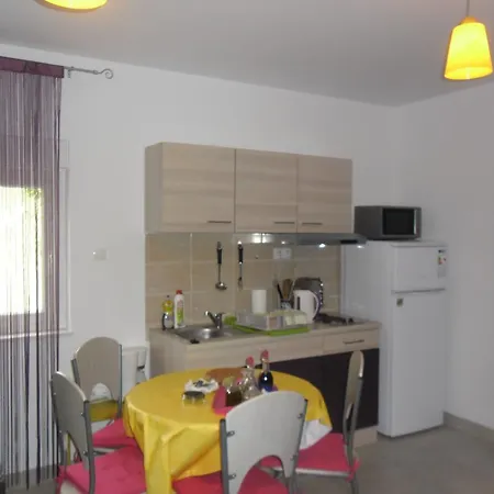 Apartments Krajici Kastela Exterior photo