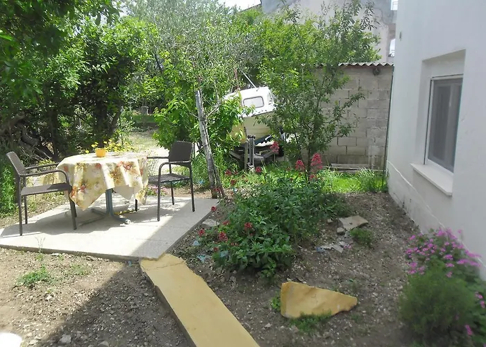 Apartments Krajici
